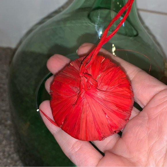 Vintage Large Hand Blown Glass Italian Wine Decanter/ Carafe Ice Chamber Green - Picture 9 of 12